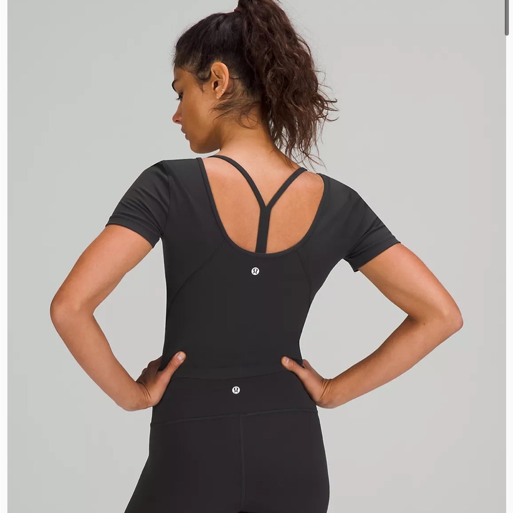 lululemon athletica black scoop-back short sleeve top